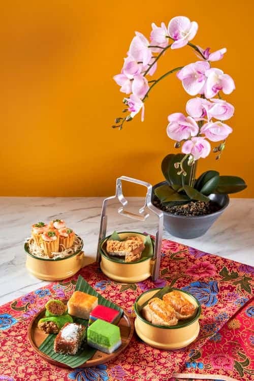 10% off Tingkat High-Tea Set