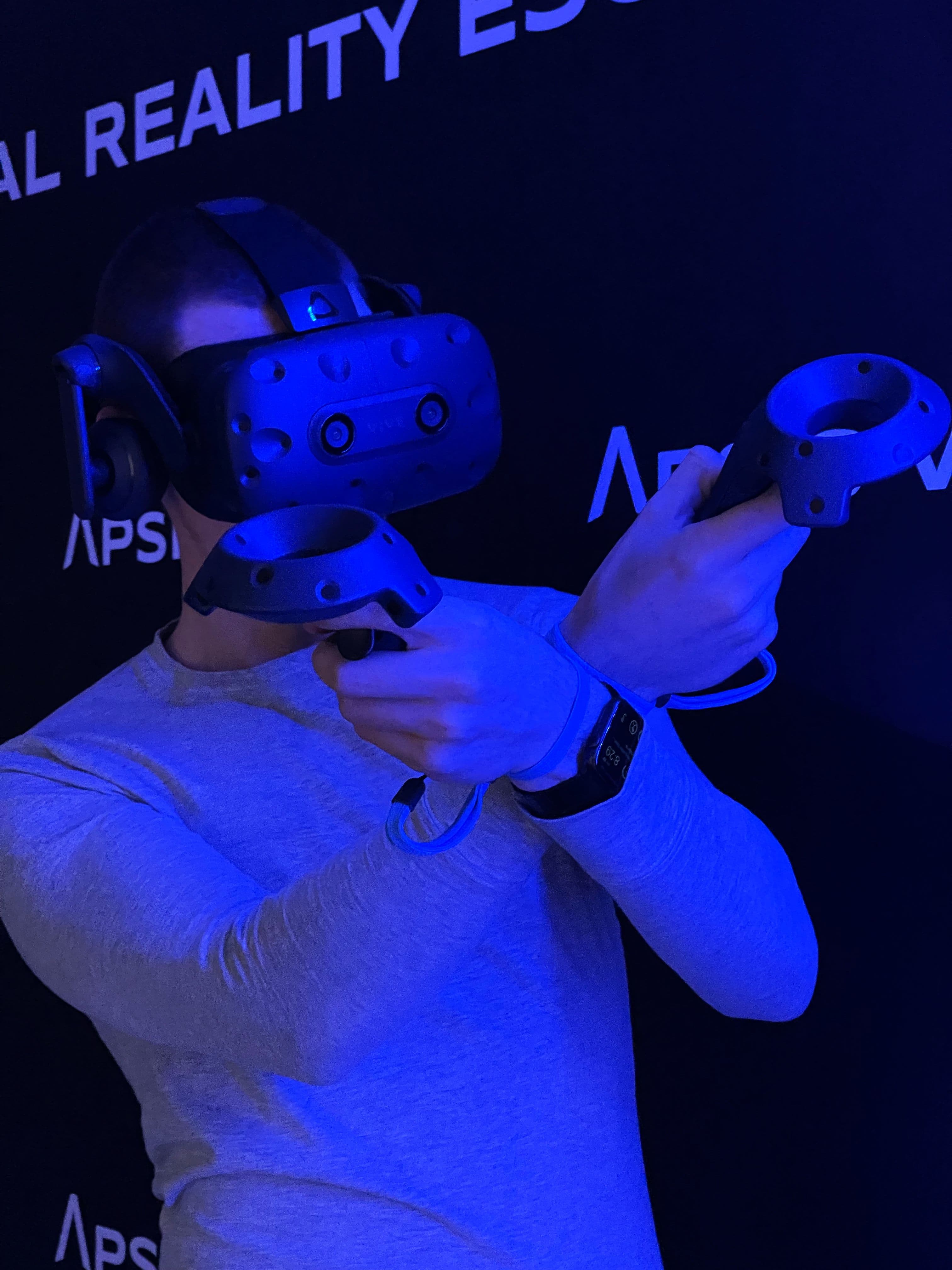 Viri Apsis VR Escape Room/ Arcade Games (45 mins)